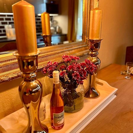 Апартаменты Deluxe Altbaucharme In Zentraler Lage Киль Экстерьер фото