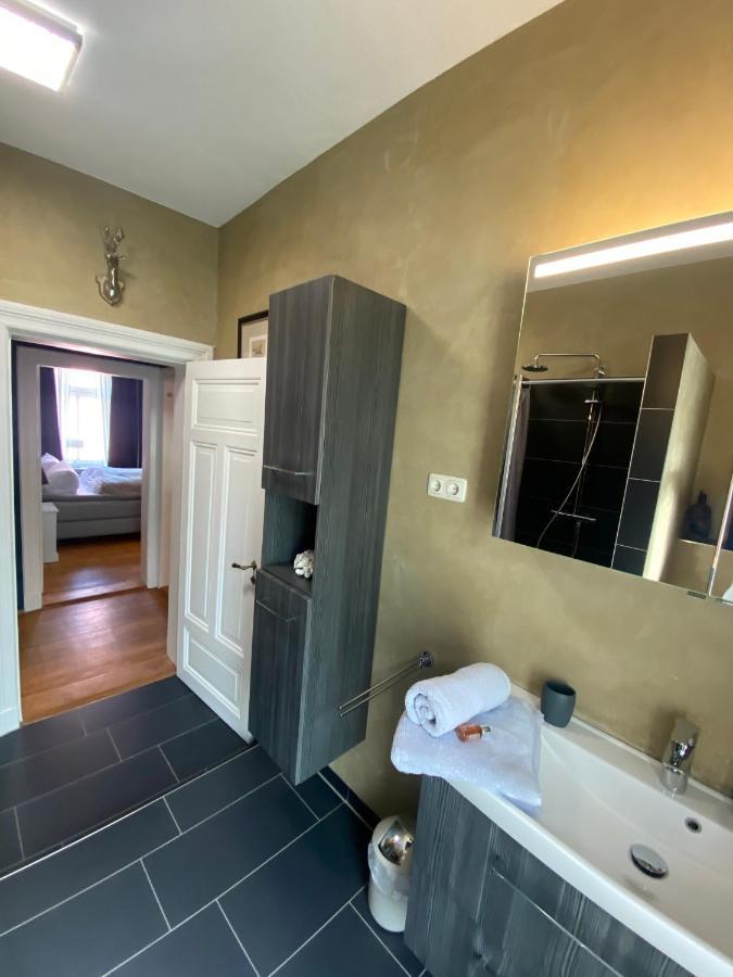 Апартаменты Deluxe Altbaucharme In Zentraler Lage Киль Экстерьер фото